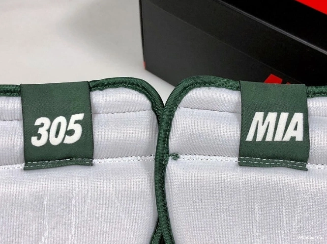 Jordan High 1 AV3905-138 Retro - 'Solefly' Air Og-Sf 0105